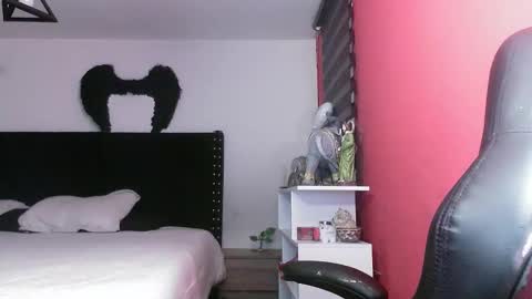 Georgina  online show from November 7, 4:34 am