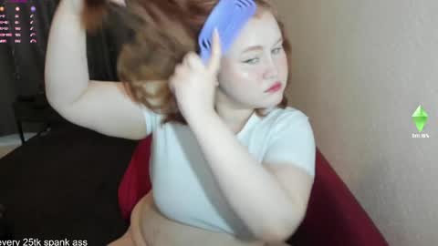 Snapshot of georginia_grimes chatting on April 17, 9:12 am Georginia online show from April 17, 9:12 am