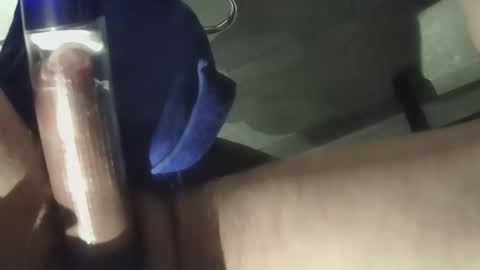 Snapshot of geranimo431374 chatting on December 22, 5:37 am geranimo431374 online show from December 22, 5:37 am