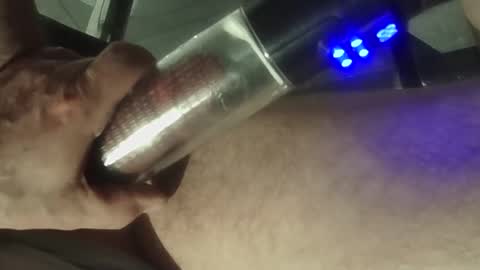 Snapshot of geranimo431374 chatting on January 6, 5:11 am geranimo431374 online show from January 6, 5:11 am