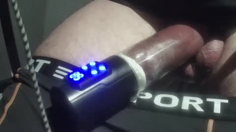 Snapshot of geranimo431374 chatting on January 9, 6:53 pm geranimo431374 online show from January 9, 6:53 pm