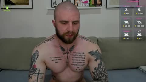 Snapshot of gerard_finbar chatting on April 9, 5:29 am Gerard Finbar online show from April 9, 5:29 am