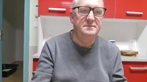 Snapshot of gerardlp131313 chatting on November 1, 7:49 pm gerardlp131313 online show from November 1, 7:49 pm