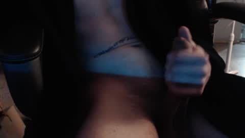 Snapshot of gerdbuc463462 chatting on October 23, 9:08 am gerdbuc463462 online show from October 23, 9:08 am