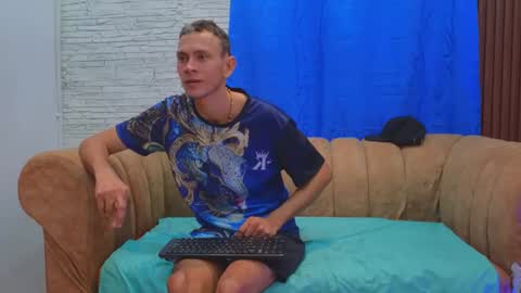 Snapshot of geremiaszapata chatting on July 16, 6:58 pm geremias online show from July 16, 6:58 pm