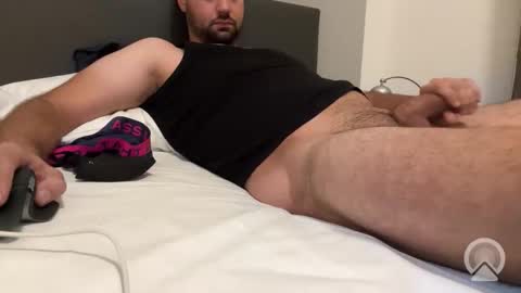 Tommy online show from November 10, 6:18 pm