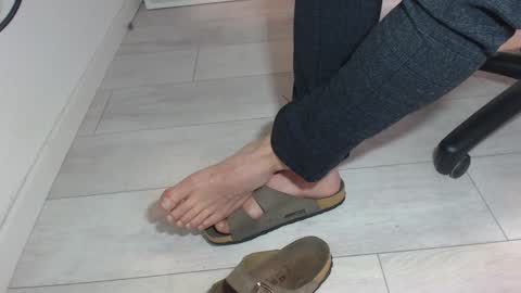 GermanSoleBro online show from January 16, 7:56 am