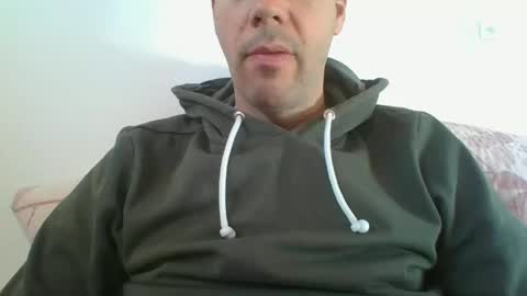 Snapshot of geronimo_2 chatting on January 12, 9:40 am geronimo_2 online show from January 12, 9:40 am