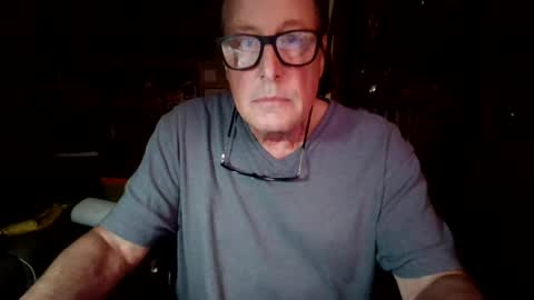 Snapshot of gerrardjj chatting on July 19, 7:39 pm Jason online show from July 19, 7:39 pm