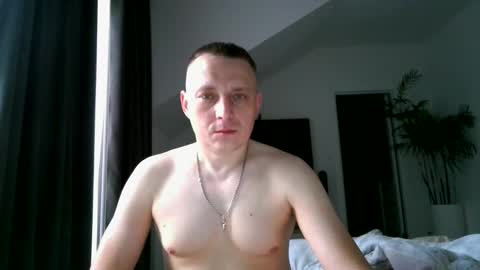 gerrylaylol online show from December 22, 9:39 am