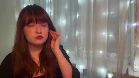 Snapshot of gertrudisoldershaw chatting on August 4, 9:17 pm Lora online show from August 4, 9:17 pm