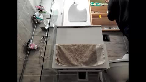 gescos online show from November 3, 7:09 am