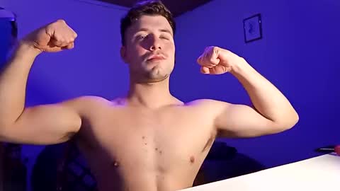 Snapshot of gferrari1996 chatting on September 11, 6:46 am gferrari1996 online show from September 11, 6:46 am