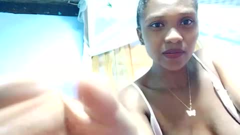 gggloria online show from December 14, 6:45 pm