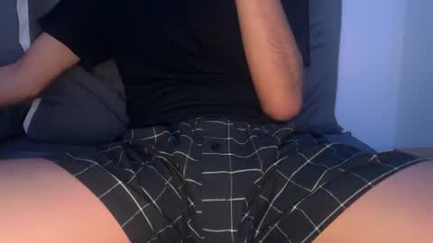 gh0st_boy_ online show from October 14, 2:01 am