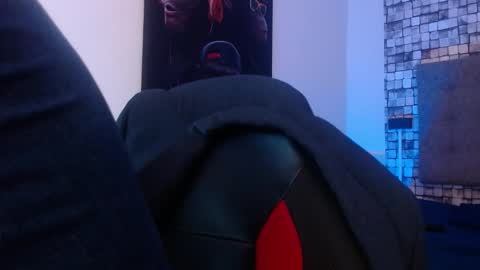 Your Girl  online show from October 26, 3:07 pm