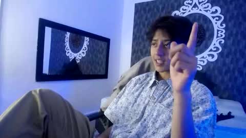 Your Girl  online show from November 1, 1:29 am