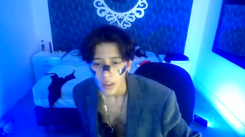 Your Girl  online show from December 5, 5:05 am