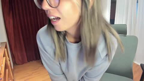 Snapshot of ghostcrimson chatting on February 17, 1:58 am andy online show from February 17, 1:58 am