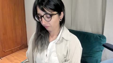 Snapshot of ghostcrimson chatting on September 17, 2:35 am andy online show from September 17, 2:35 am