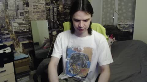 Snapshot of ghostfacefriends chatting on March 9, 8:24 pm Fedya online show from March 9, 8:24 pm