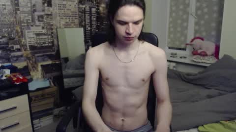 Snapshot of ghostfacefriends chatting on March 21, 7:50 pm Fedya online show from March 21, 7:50 pm