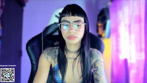 Snapshot of ghostlydolll chatting on January 14, 4:34 pm Sara online show from January 14, 4:34 pm