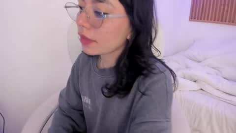 Milaa online show from May 5, 1:19 pm