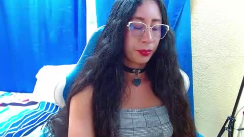 Gia  online show from June 1, 10:55 pm