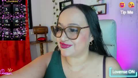 nahomi online show from April 12, 9:20 pm