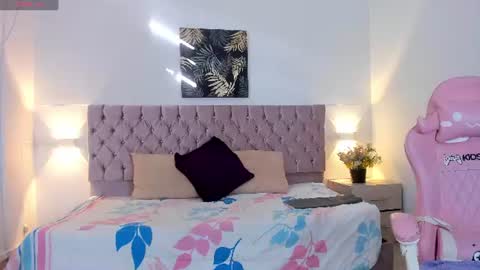gia_willliams online show from July 14, 12:11 pm