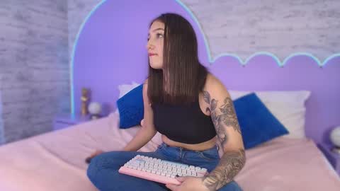 Gia online show from January 13, 7:41 pm