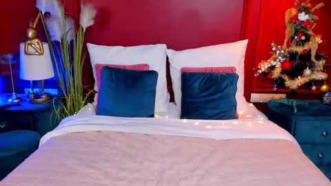 Gia online show from December 21, 6:20 am