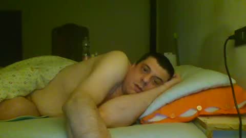 Snapshot of giaco1982 chatting on February 9, 9:05 am samuel online show from February 9, 9:05 am