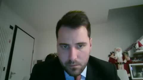 Snapshot of giacomo9669 chatting on December 17, 5:08 pm giacomo9669 online show from December 17, 5:08 pm