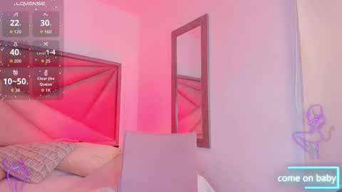 Gia  online show from November 30, 6:12 pm