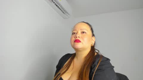 Gianna online show from February 7, 11:13 pm