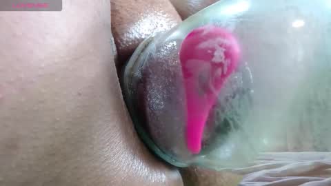 Snapshot of gianna_latin chatting on February 26, 12:20 am Celeste online show from February 26, 12:20 am