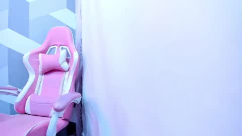 Snapshot of gianna_watson chatting on February 27, 1:17 pm gianna_watson online show from February 27, 1:17 pm