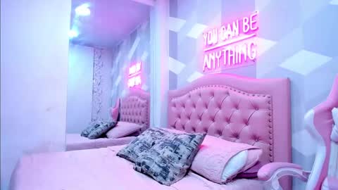 Snapshot of gianna_watson chatting on March 1, 4:33 pm gianna_watson online show from March 1, 4:33 pm