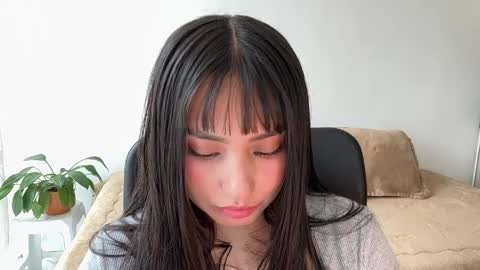 Gianna Lee online show from April 15, 3:08 pm