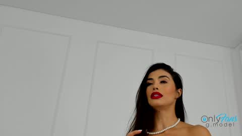 giannanoir online show from January 27, 10:27 pm