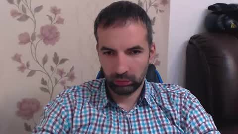 Snapshot of gianni_lion chatting on July 15, 12:54 pm Gianni online show from July 15, 12:54 pm