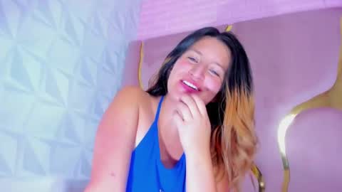 GiaRoussel online show from January 29, 8:56 pm