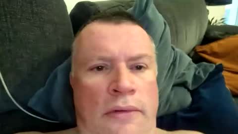 giddyup2222222 online show from April 25, 9:01 am