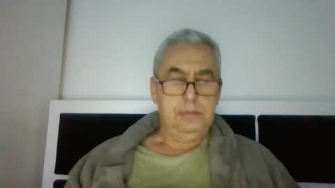 Snapshot of gigi1970 chatting on November 11, 1:55 pm gigi1970 online show from November 11, 1:55 pm