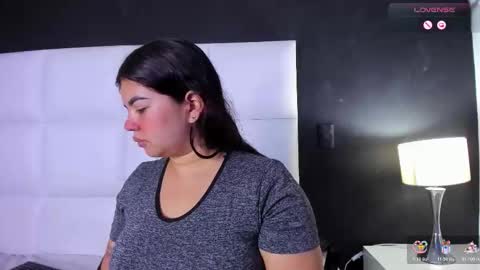 Gigi  online show from January 9, 12:30 pm