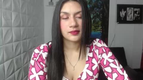 Snapshot of gigi_gilt_ chatting on March 6, 3:13 am Gigi 3 online show from March 6, 3:13 am