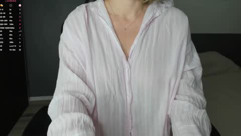 Snapshot of gigihadd chatting on September 21, 3:13 pm gigihadd online show from September 21, 3:13 pm