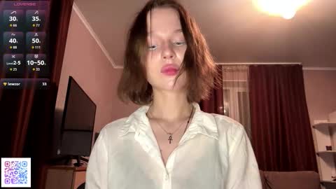 Molly online show from December 18, 7:31 pm